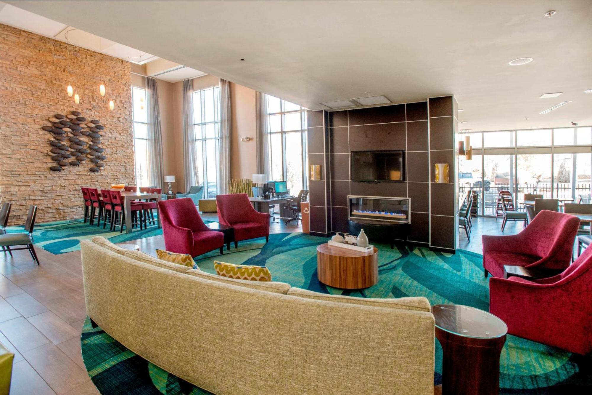 Springhill Suites By Marriott Pueblo Downtown Exterior foto